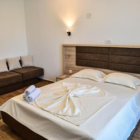 Casa Sinani Hotel Ulcinj Ngoại thất bức ảnh