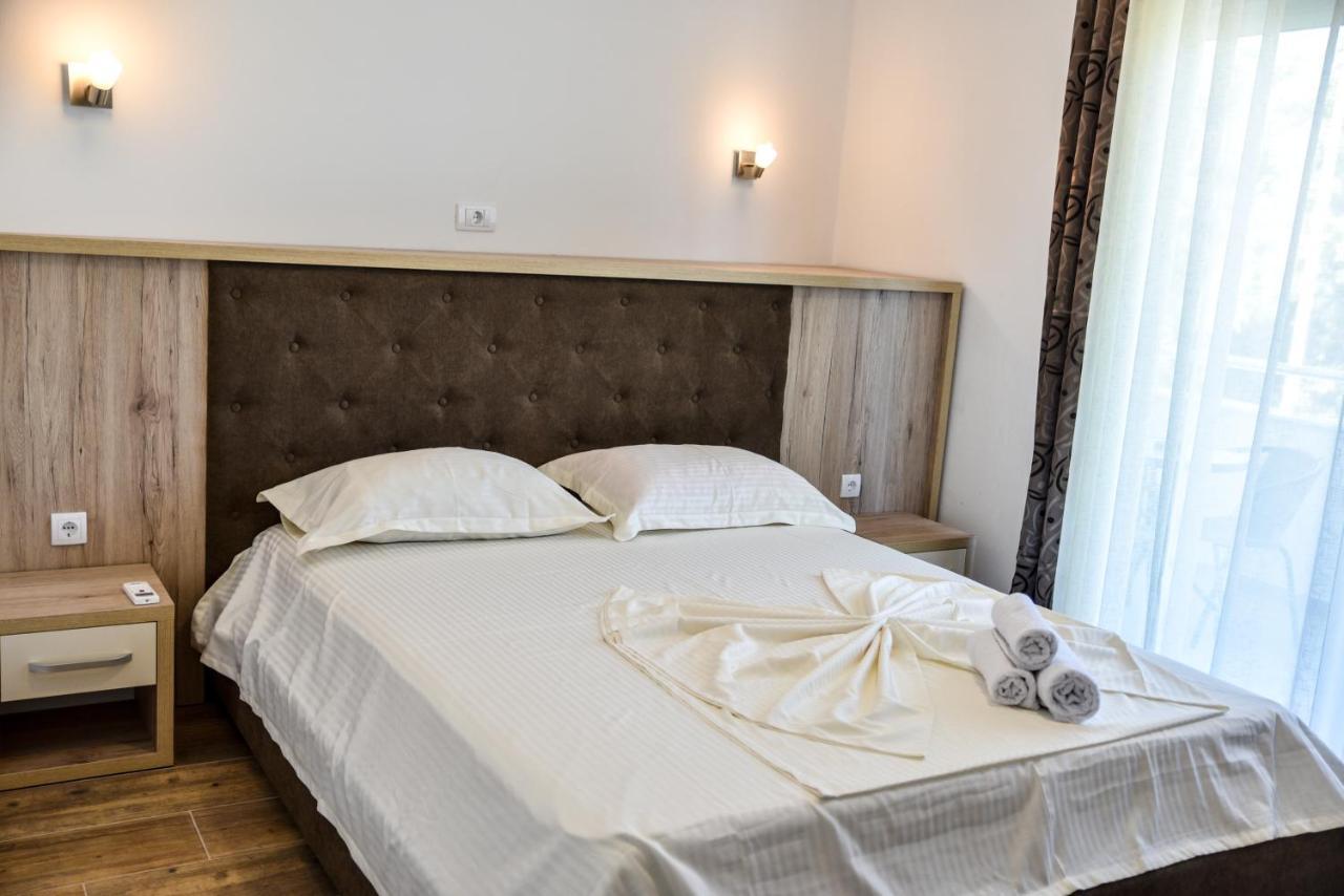 Casa Sinani Hotel Ulcinj Ngoại thất bức ảnh