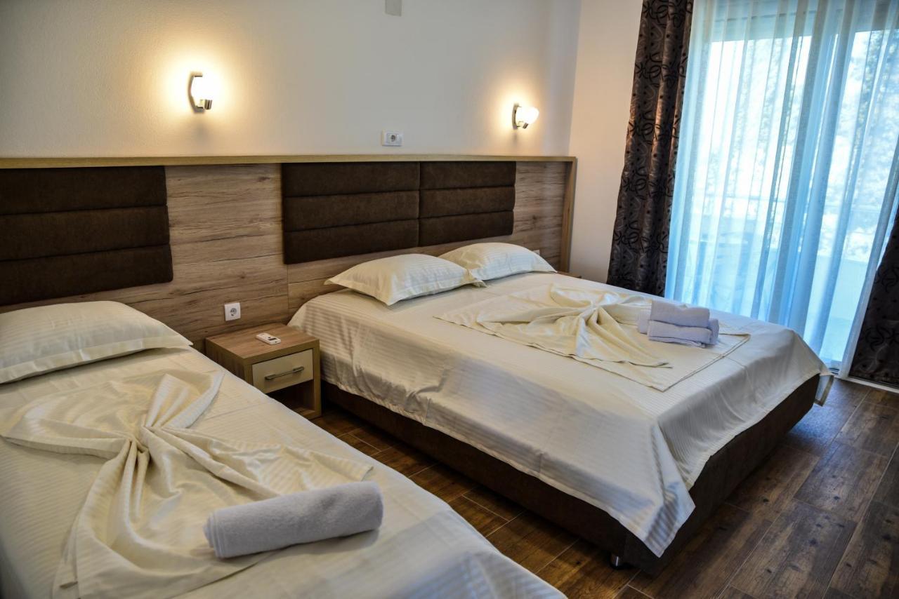 Casa Sinani Hotel Ulcinj Ngoại thất bức ảnh